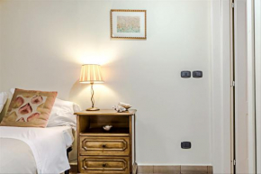 Отель Monserrato Historical Home  Рим